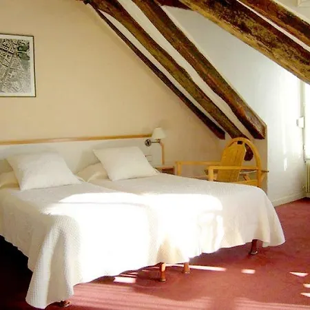 Salvia Hotel 3*